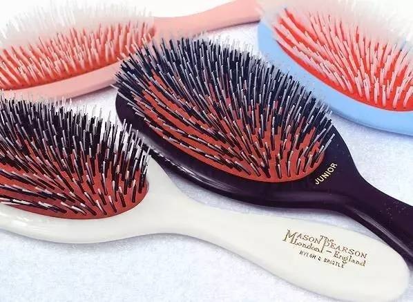 明星推荐的檀木梳子,最新款超级好用的梳子