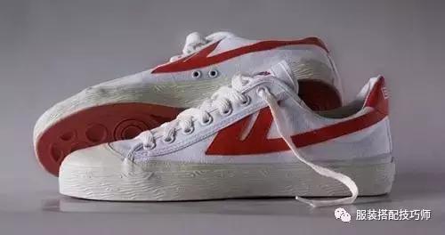 好穿不贵的10大帆布鞋品牌,值得推荐的几款帆布鞋