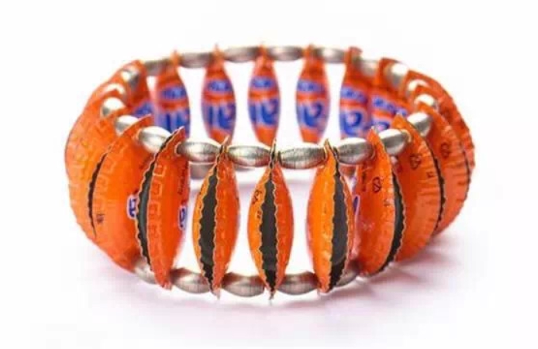 开盖有奖的瓶盖,开瓶有奖