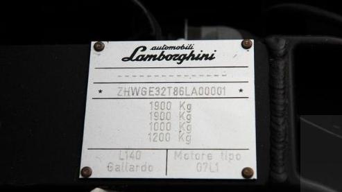 兰博基尼劳斯莱斯哪个更值钱,兰博基尼降价40万