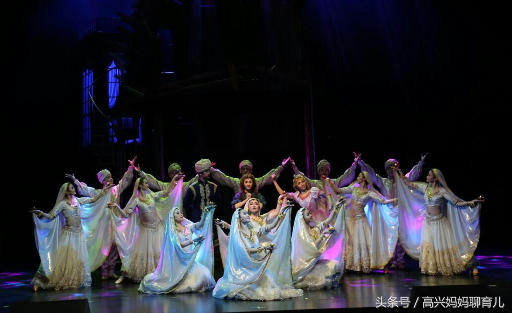 女孩想成为公主是件很正常的事,教女孩怎样可以做一位真正的公主