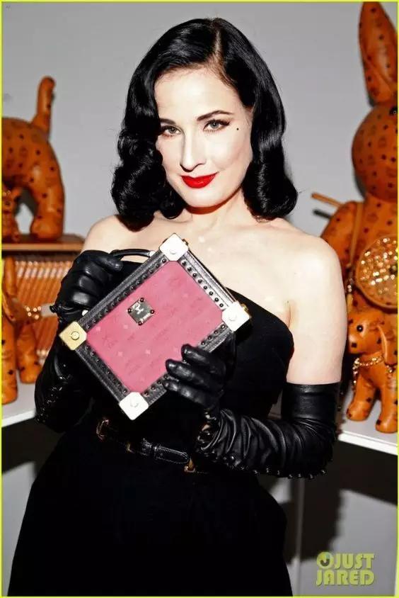 mcm箱包工厂店,mcm手袋