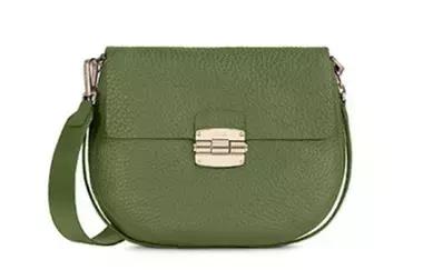 给男朋友买的包包推荐,如果老公给你2万你会买什么