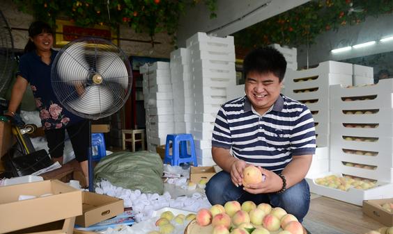 90后开公司半年赚500万,90后创业小伙一个月收入多少