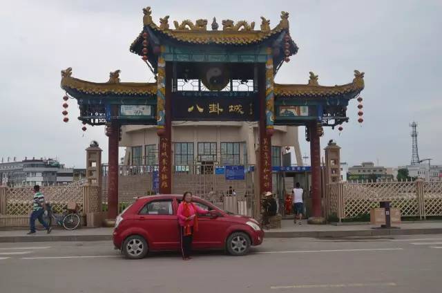 带着老伴穷游,开房车带老伴穷游