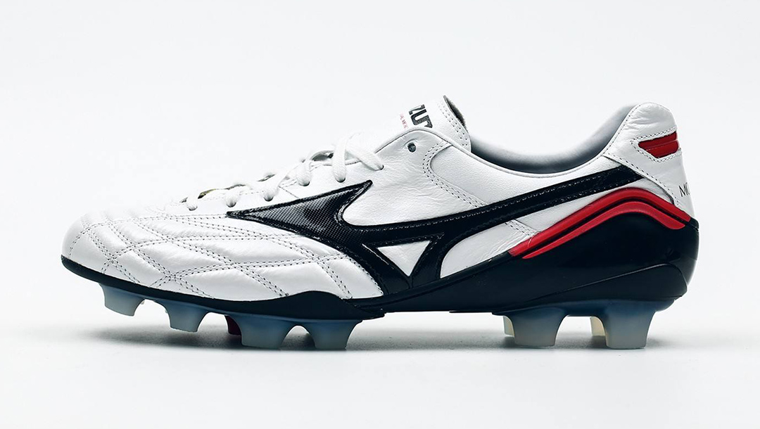 公认脚感最好的10双足球鞋美津浓,美津浓莫雷拉morelianeo4黑金