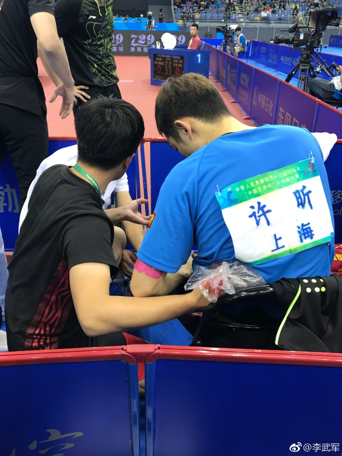 马龙许昕乒乓球比赛视频回放,国乒成员受伤坚持比赛合集
