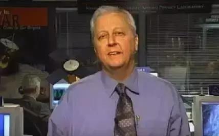 他以轨道作借条掳走美国卫星，巧追彗星碾压各国航天局