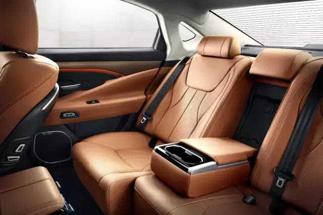 试驾博瑞新能源,试驾吉利博瑞领航版