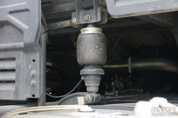 气囊减震为什么不一样高,气囊减震效果差是什么原因