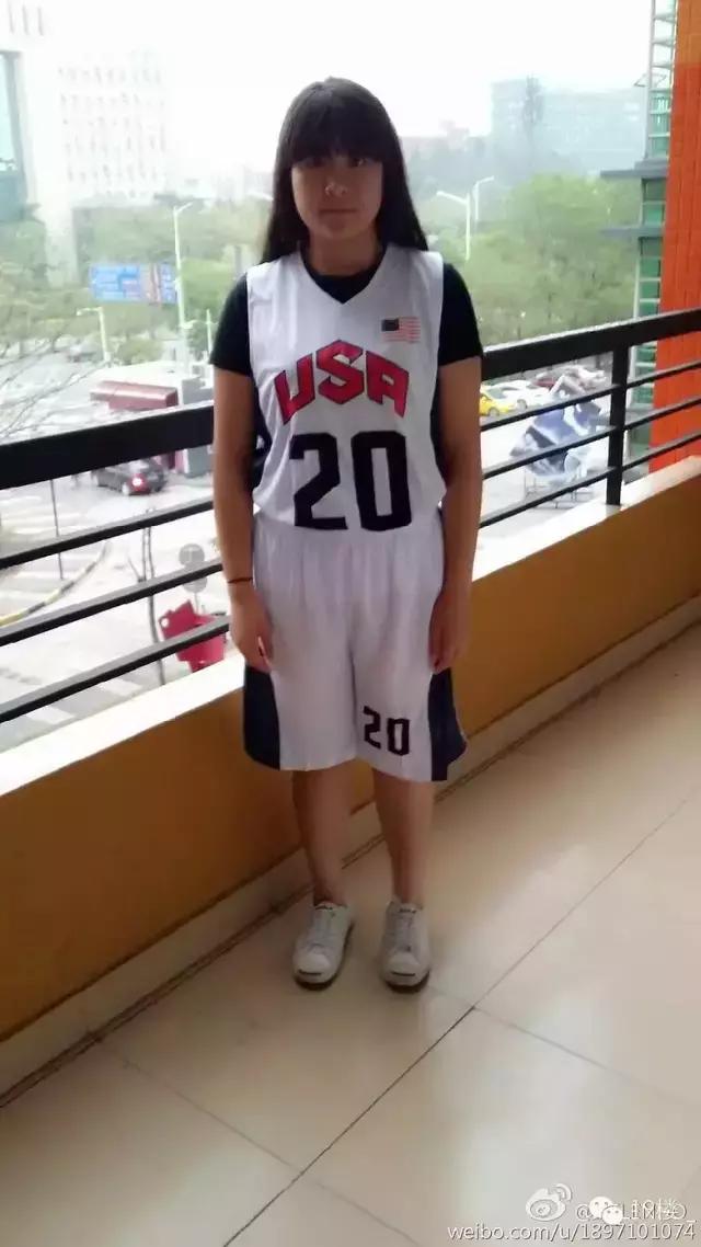 100多斤胖妹逆袭成女神,减肥35斤逆袭