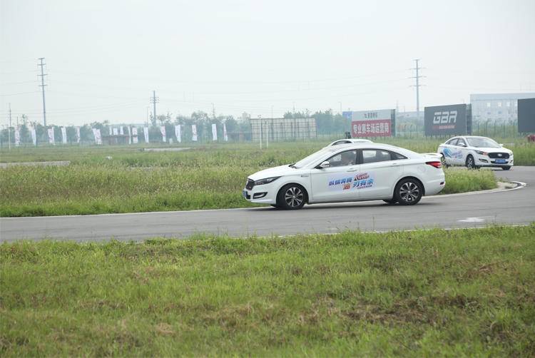 奔腾b50评测试驾,奔腾b50试驾视频2013