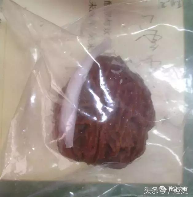 核桃手串开裂怎么补救,核桃开裂如何补救