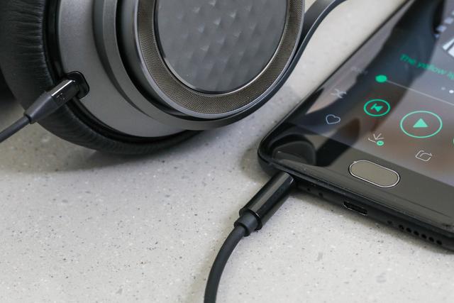 vivoxe1000原装耳机,vivoxe1000头戴耳机测评