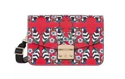 给男朋友买的包包推荐,如果老公给你2万你会买什么