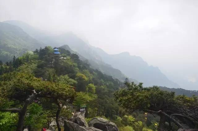 带着老伴穷游,开房车带老伴穷游