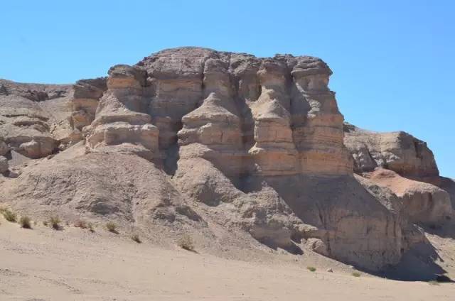 带着老伴穷游,开房车带老伴穷游