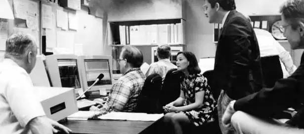 他以轨道作借条掳走美国卫星，巧追彗星碾压各国航天局