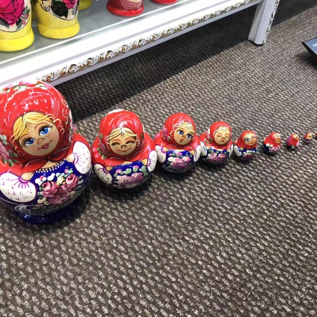 学姐学长的朋友圈，飞过一整个世界