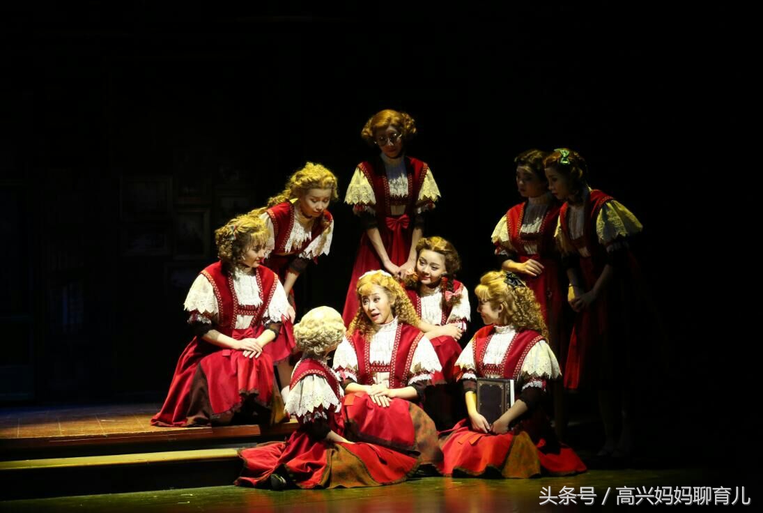 女孩想成为公主是件很正常的事,教女孩怎样可以做一位真正的公主