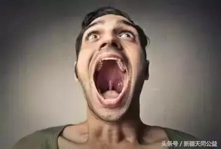 艾滋病的口腔表现症状,艾滋病口腔里有hiv吗