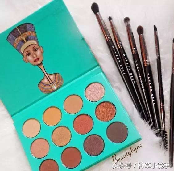 超级好看的眼影盘和口红,一款超高颜值美爆了的眼影