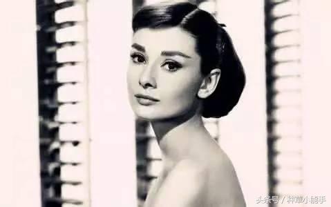 是时候拯救一下你那动不动就残了秃了的眉毛了！