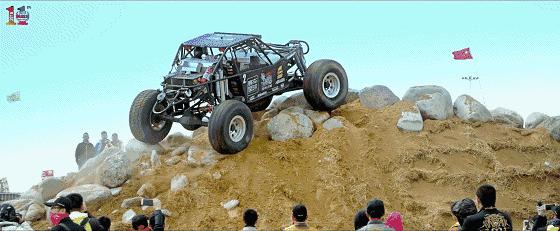 玩越野的另一道风景线，女星辣妹