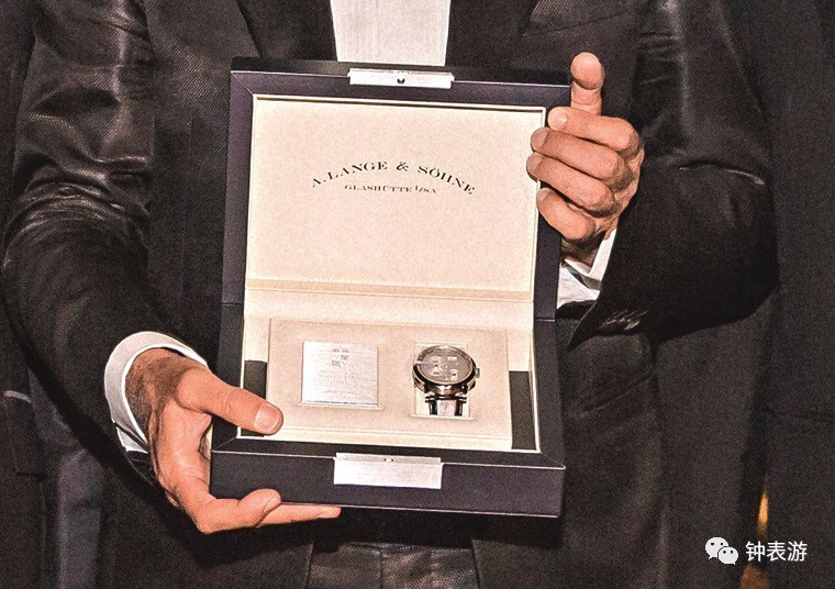 朗格走世界图片,朗格诵读