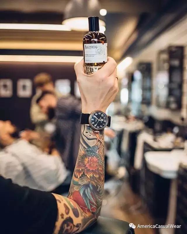 高颜值复古军事风腕表,英伦风轻奢腕表