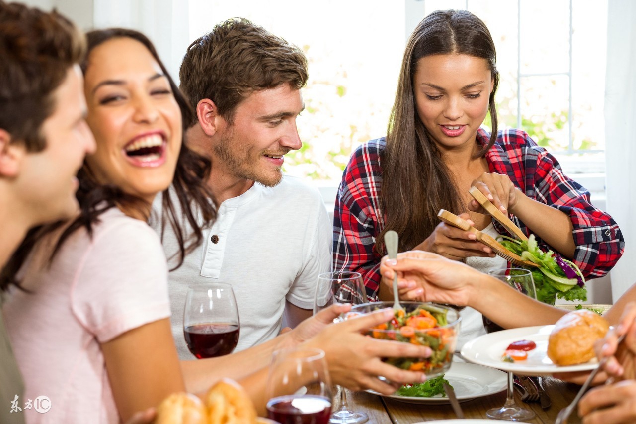 口干舌燥便秘吃什么降火,口干口苦便秘有什么偏方