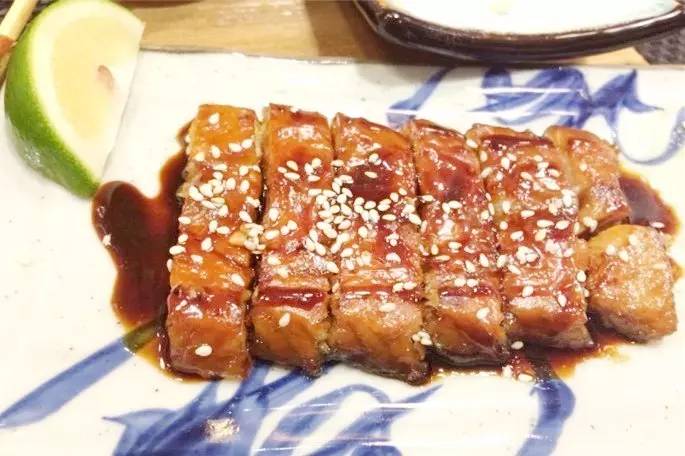 揣一张毛爷爷，吃遍长虹国际广场！