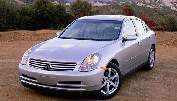 沙发厂轻奢风,2010年英菲尼迪q50二手