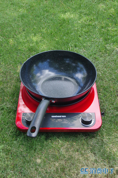 饮食男女独享：蒸炒煎煮样样通视贝STP68电磁炉体验评测