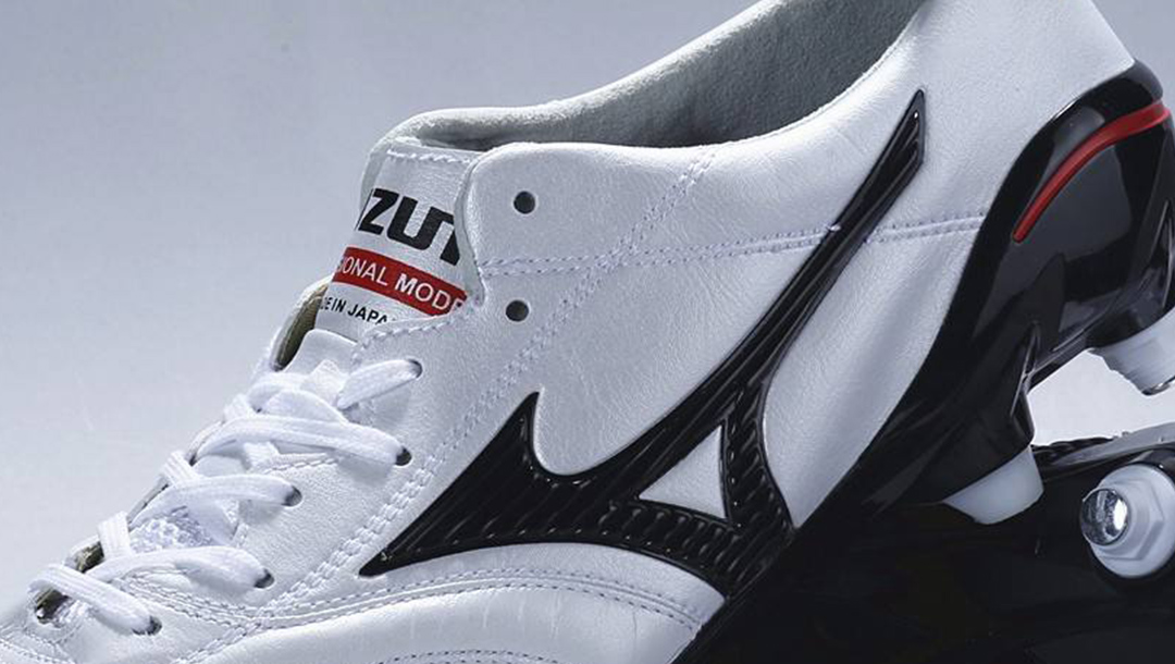 公认脚感最好的10双足球鞋美津浓,美津浓莫雷拉morelianeo4黑金