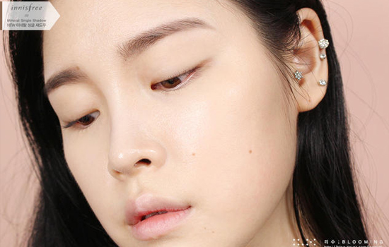 大烟熏妆的画法步骤,小烟熏妆的画法步骤