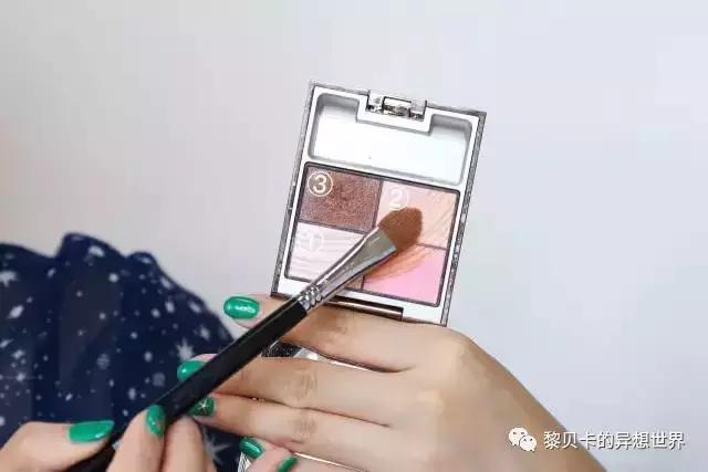 十分钟搞定的快速日常妆,最简单但也精致的快速出门妆