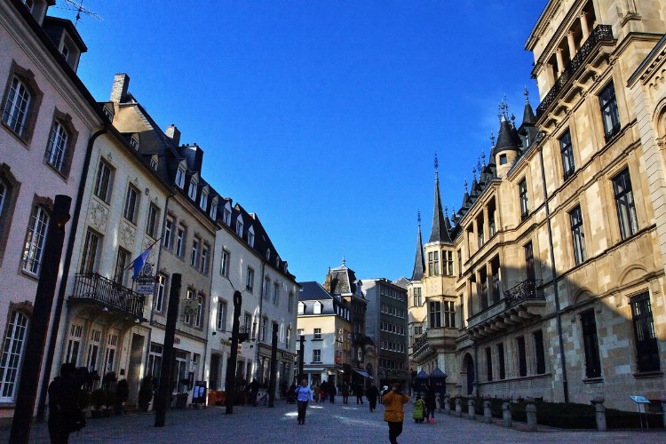 卢森堡最好看的城堡,卢森堡为什么被叫做袖珍王国