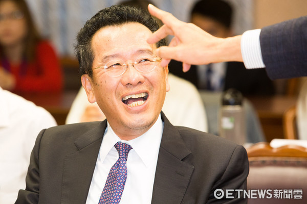 追杀有功再上层楼!顾立雄掌“金管会”是中元节的“鬼”任命?