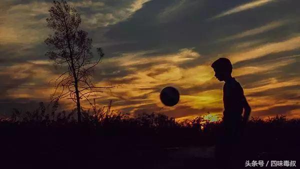 中国男足憾负越南队,中国男足憾负沙特