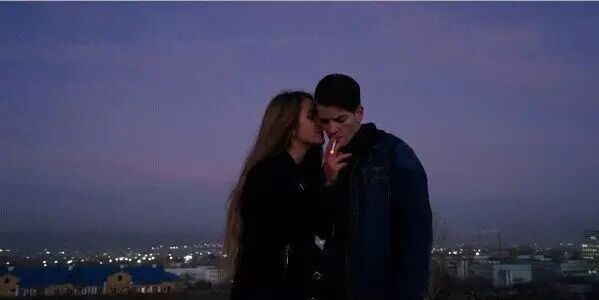 女朋友跟别人吵架我该怎么做,和女朋友吵架怎么才不伤感情