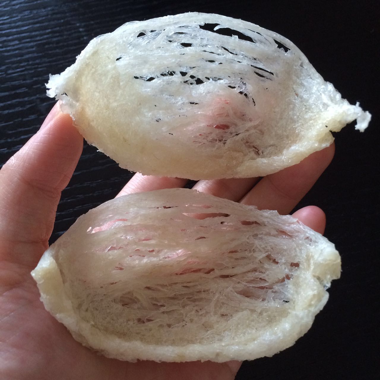 燕窝知识及鉴别哪种燕窝最好,燕窝的泡法来分辨燕窝的好坏