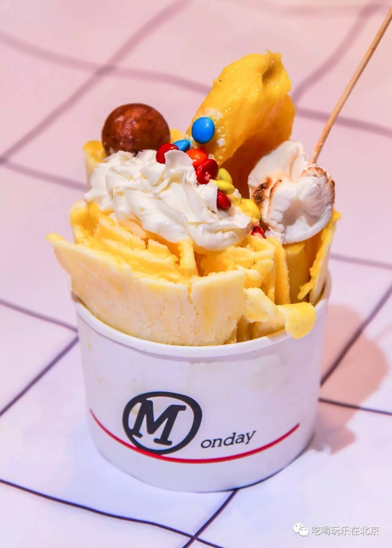 那些火爆ins的网红冰淇淋,炒酸奶冰淇淋网红店