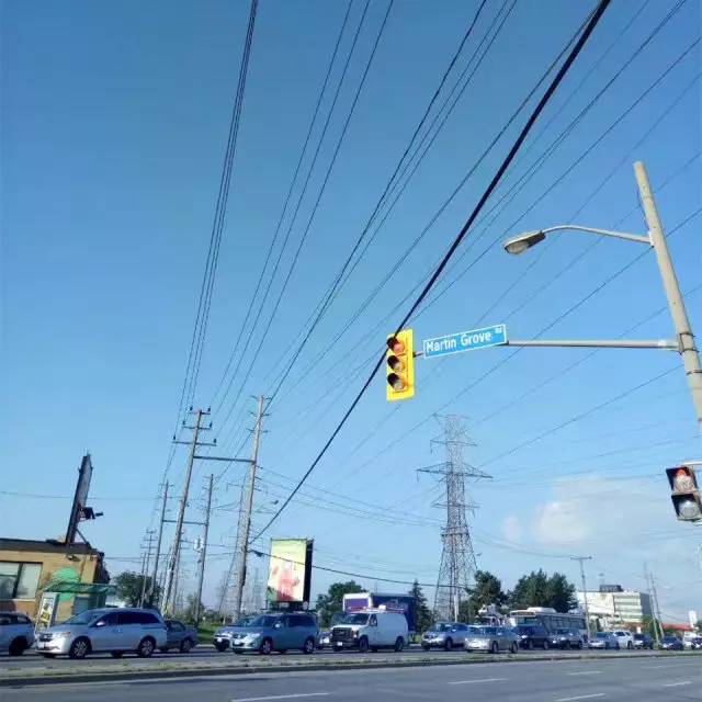 学姐学长的朋友圈，飞过一整个世界