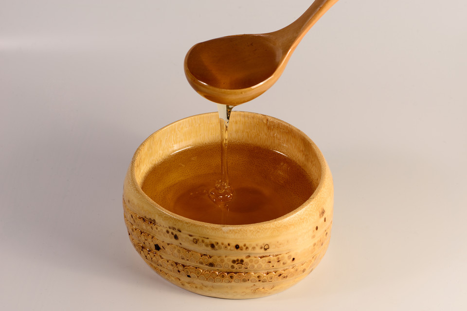 蜂蜜虽好假货猖獗,要想健康就要打假