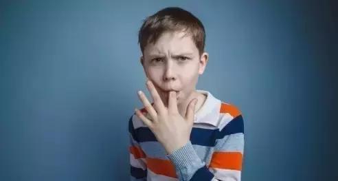 如果不小心切到手指了怎么办,不小心划破手指了