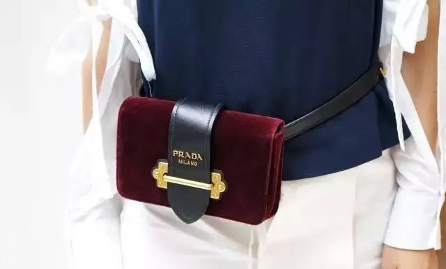 总说要Chanel、LV包包,但你连锁扣怎么打开都不知道!