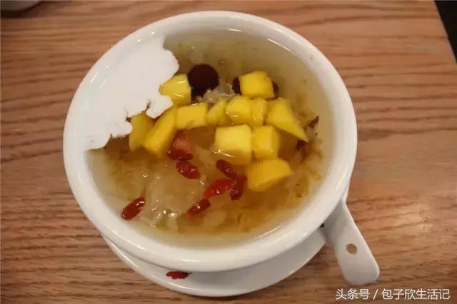 来一碗潮汕人独有的甜汤,给大家展示一碗潮汕人的甜汤