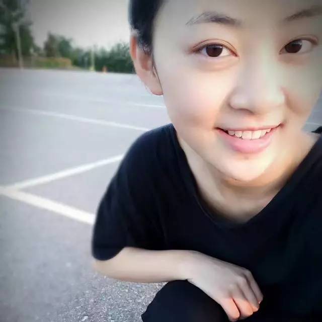 学姐学长的朋友圈，飞过一整个世界