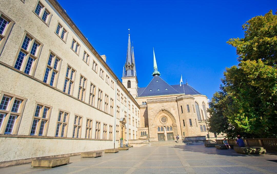 卢森堡最好看的城堡,卢森堡为什么被叫做袖珍王国